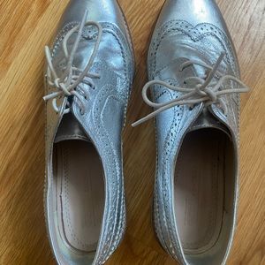 Silver Leather MAI Brogues
